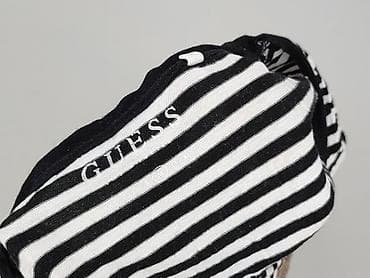 t castle: Guess, T-shirt damski, rozmiar M — 4