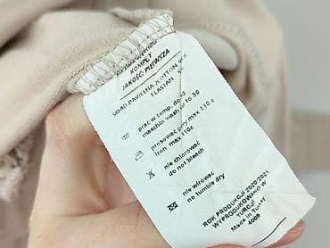 koszulki bts: Bluza z kapturem damska, rozmiar L — 4