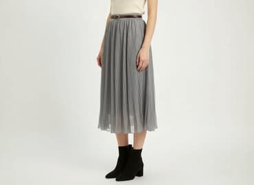 spódnice z zakładkami midi: Women`s skirt, size S — 1