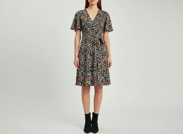 sukienka na wesele krótki rękaw: Sukienka damska, rozmiar S — 1