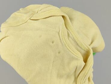 ubrania dla dzieci c a: Body, 1-3 months, 
condition - Very good — 4