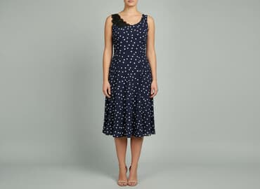 sukienki dla pań po 70: Sukienka damska, rozmiar S — 5