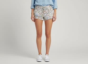 biedronka krótkie spodenki: PULL&BEAR, Szorty damskie, rozmiar S — 7