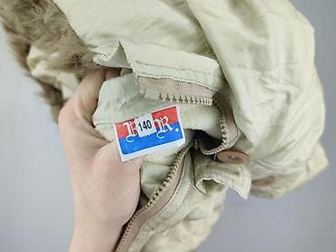 skarpetki do ugg: Kurtka zimowa, 10 lat, 134-140 cm, stan - Bardzo dobry — 4