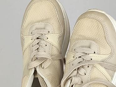 ccc stich: Buty sportowe 32, Używany — 5