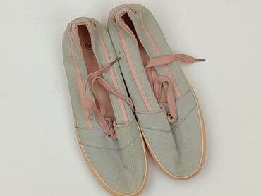 czarna sukienka i białe trampki: Trampki damskie, rozmiar 39 — 1