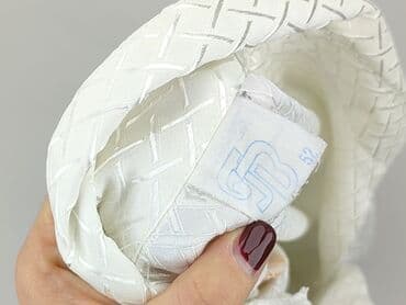 Women's Clothing: Women`s shirt, size 2XL — 4