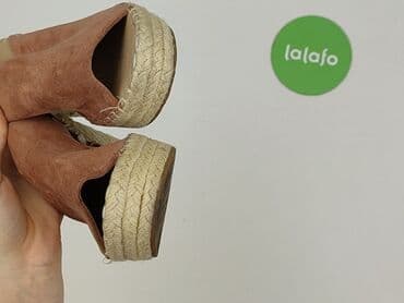 sandały koturna ccc: Sandals for women, size 37 — 4