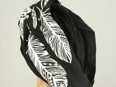 czarne koszulki damskie z nadrukiem: Футболка жіноча, розмір L — 11