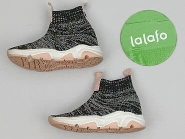 lekkie buty dziecięce: Sport shoes 23, Used — 2