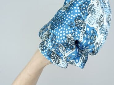 h: Scarf, Female, condition - Very good — 3