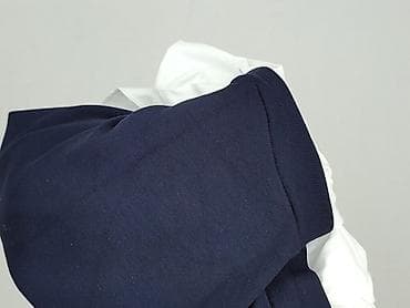 reserved biustonosze: Bluza damska
, rozmiar M — 6