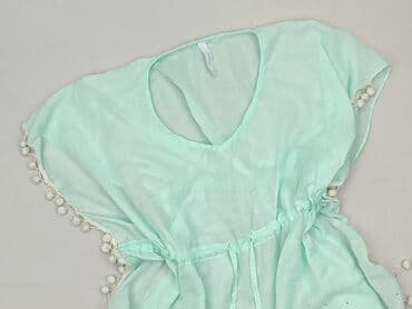 srebrna narzutka: Women`s cape, size M — 2