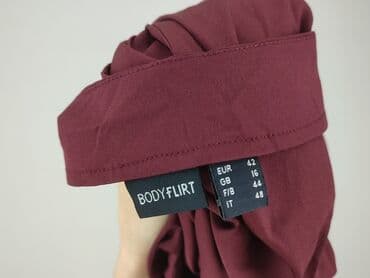 sukienki z rękawem 3 4 rozkloszowane: Bodyflirt, Bluzka damska, XL — 4