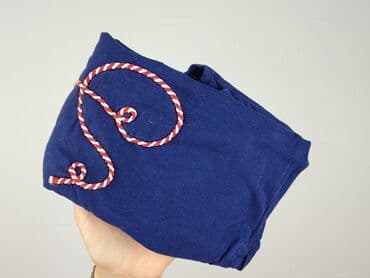 mock up t shirty: T-shirt damski, rozmiar M — 6