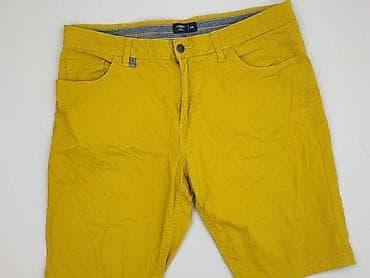 pull and bear wyprzedaz: Carry, Szorty dla mężczyzn, rozmiar L — 1