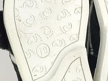 converse czarne na platformie: Buciki niemowlęce, 19, stan - Idealny — 4