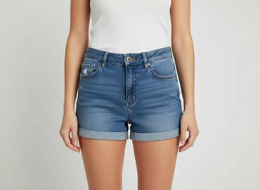 krótkie spodenki z wysokim stanem jeansowe: Beloved, Szorty damskie, rozmiar M — 1