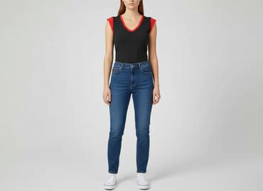 najladniejsze koszulki pilkarskie: T-shirt damski, rozmiar S — 6