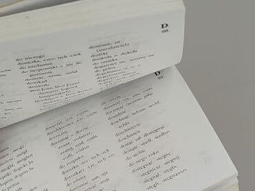 Książki: Książka, gatunek - Edukacyjna, stan - Bardzo dobry — 4