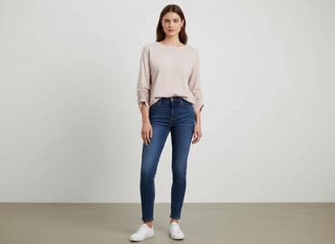 bluzy s: Reserved, Bluza damska
, rozmiar M — 7