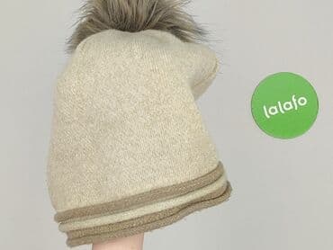 Hats and caps: Cap, Female, condition - Very good — 4