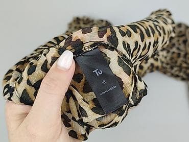 bluza tupac pull and bear: Tu, Bluzka damska, rozmiar 3XL — 4