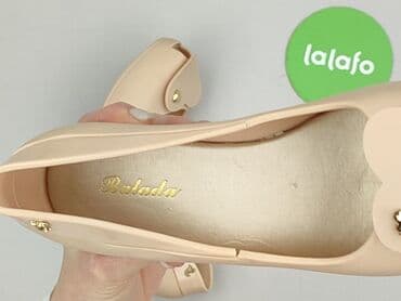 hello kitty klapki: Sandały damskie, 38 — 7