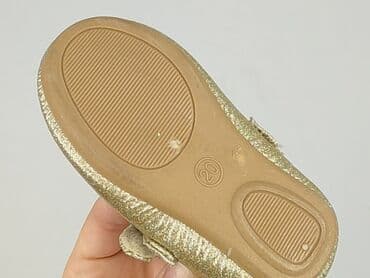 swiecaca sukienka dla dziewczynki: Buciki niemowlęce, 20, stan - Idealny — 4