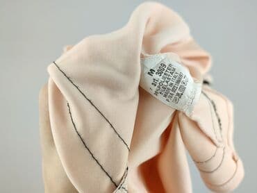 sukienki na 40 te urodziny: Сукня жіноча, M на lalafo.pl — 4 sukienki na 40 te urodziny: Сукня жіноча, M — 4