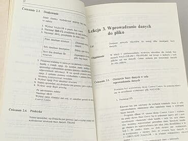 Książki: Książka, gatunek - Edukacyjna, stan - Bardzo dobry — 3