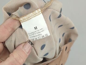 aplikacje z ubraniami: Bluzka damska, rozmiar M — 4