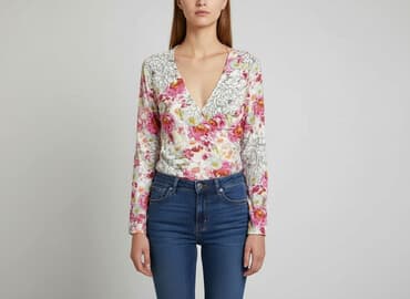 Жіноча блуза, розмір S