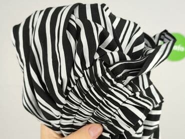 krótkie spodenki z wysokim stanem czarne: Szorty damskie, rozmiar S — 5