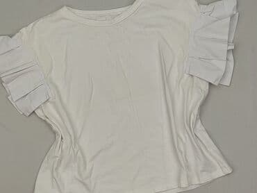 T-shirts and tops: Women`s T-shirt, size S (EU 36) — 1