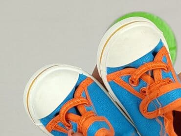 kapcie w ccc: Buciki niemowlęce, 18, stan - Bardzo dobry — 7