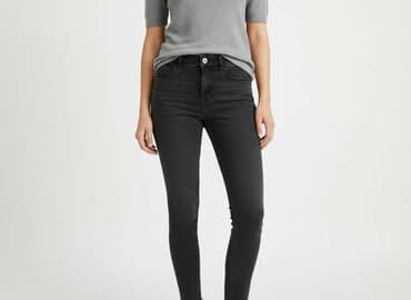 czarne jeansy z wysokim stanem: Jeansy damskie, rozmiar XS — 1