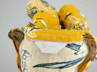 koszulka z kwiatem stradivarius: TU Woman, Bluzka damska, XL — 4