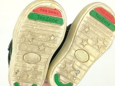 jak wyczyscic biale klapki: Sport shoes 15 and less, Used — 4