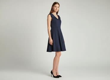 ekskluzywne sukienki koktajlowe: Sukienka damska, rozmiar XS — 6