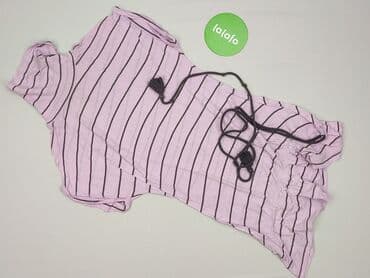 t shirty damskie pod marynarkę: Bershka, Women`s T-shirt, size M (EU 38) — 2