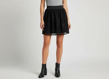 spódniczka ze sznurowaniem: Spódnica damska, rozmiar S — 1