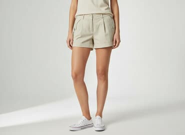 krótkie spodenki off white: Szorty damskie, rozmiar S — 6