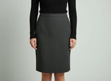 eleganckie spódnice dla puszystych: Spódnica damska, rozmiar S — 1