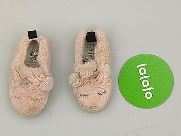 "primark": Kapcie Zara, 21, Używany — 2