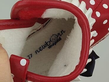 krótkie spodenki z szerokimi nogawkami: Buciki niemowlęce, Nelli Blu, 17, stan - Idealny — 4