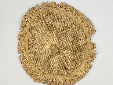 Serwetka 30 x 30, kolor - Beżowy, stan - Bardzo dobry w lalafo.pl Serwetka 30 x 30, kolor - Beżowy, stan - Bardzo dobry