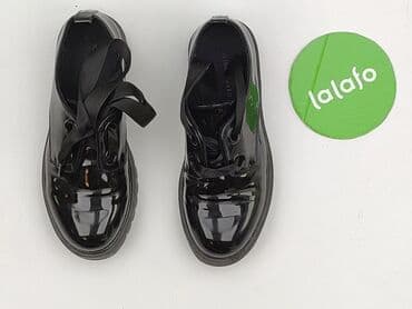 kurtka bomberka pull and bear: Напівчеревики Reserved, 32, Б/в на lalafo.pl — 2 kurtka bomberka pull and bear: Напівчеревики Reserved, 32, Б/в — 2