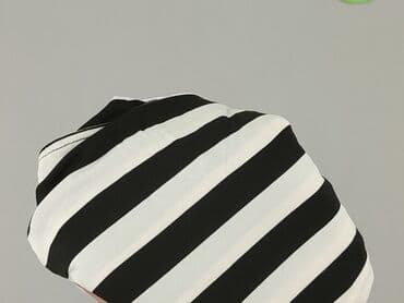 czarne t shirty damskie w serek: T-shirt damski, rozmiar S — 6