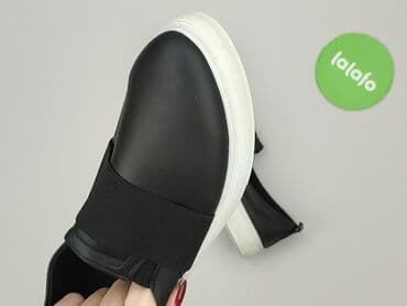 crocsy eobuwie: Sneakers for women, size 40 — 7